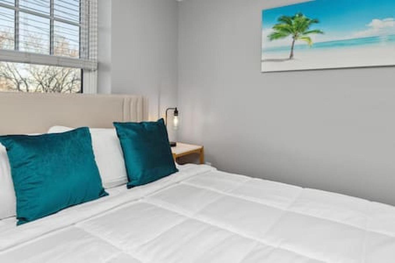 Your Cozy 2-Bedroom Midtown ดีทรอยต์ ภายนอก รูปภาพ
